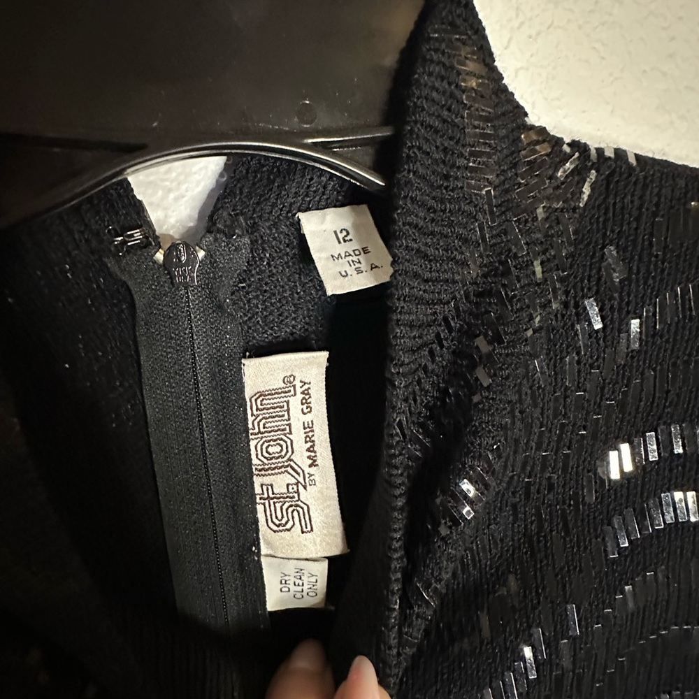 St John Chic Black Sequin Dress St. John in EUC - Picture 3 of 3